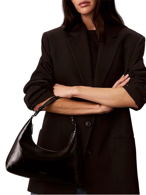 Borsa a spalla con finitura lucida Calvin Klein | LV04F3737GUB1